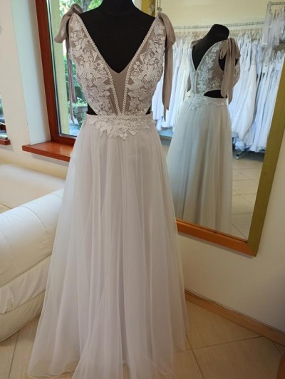 Biało-beżowa nowa suknia ślubna, rozmiar 38.